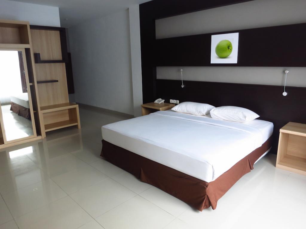 Batu Suki Resort And Hotel Room photo